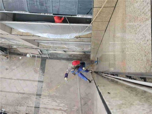 商場外墻清洗服務 遵義永秀清潔，讓您的建筑煥然一新